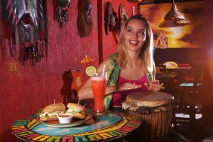 bares romanticos en guayaquil Frutabar Urdesa