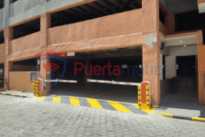 tiendas para comprar puertas de garajes guayaquil PUERTAMATICS